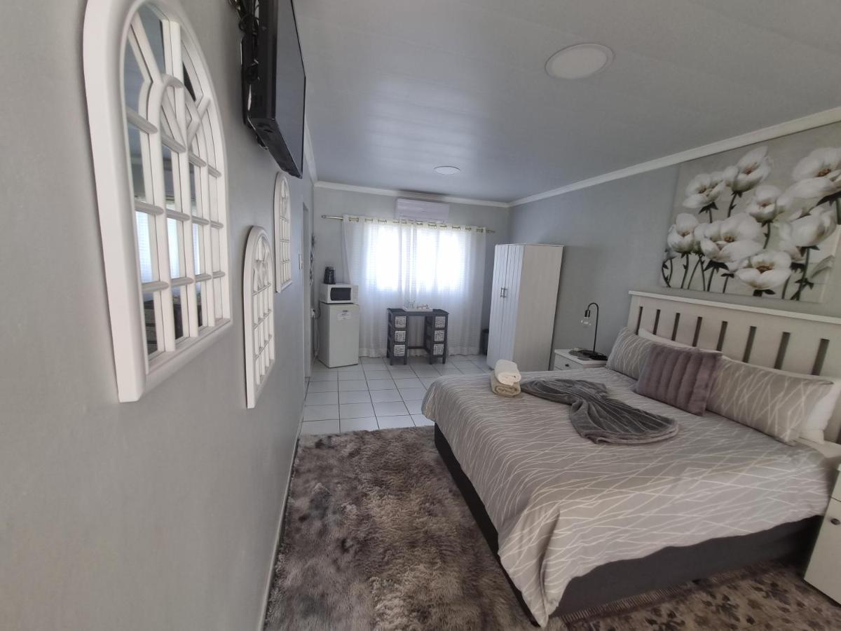Sondela Bed&Breakfast Aliwal North Esterno foto