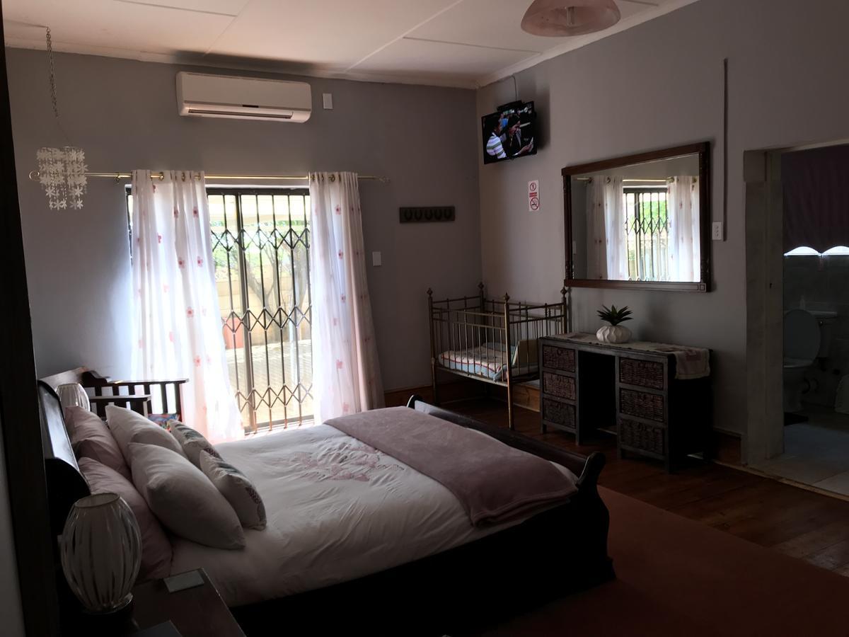 Hotel Sondela Bed&Breakfast Aliwal North Esterno foto