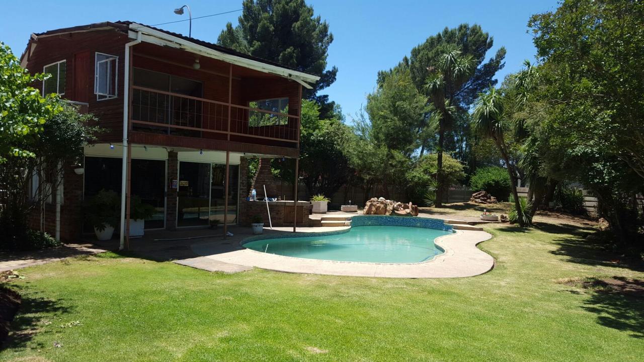 Sondela Bed&Breakfast Aliwal North Esterno foto