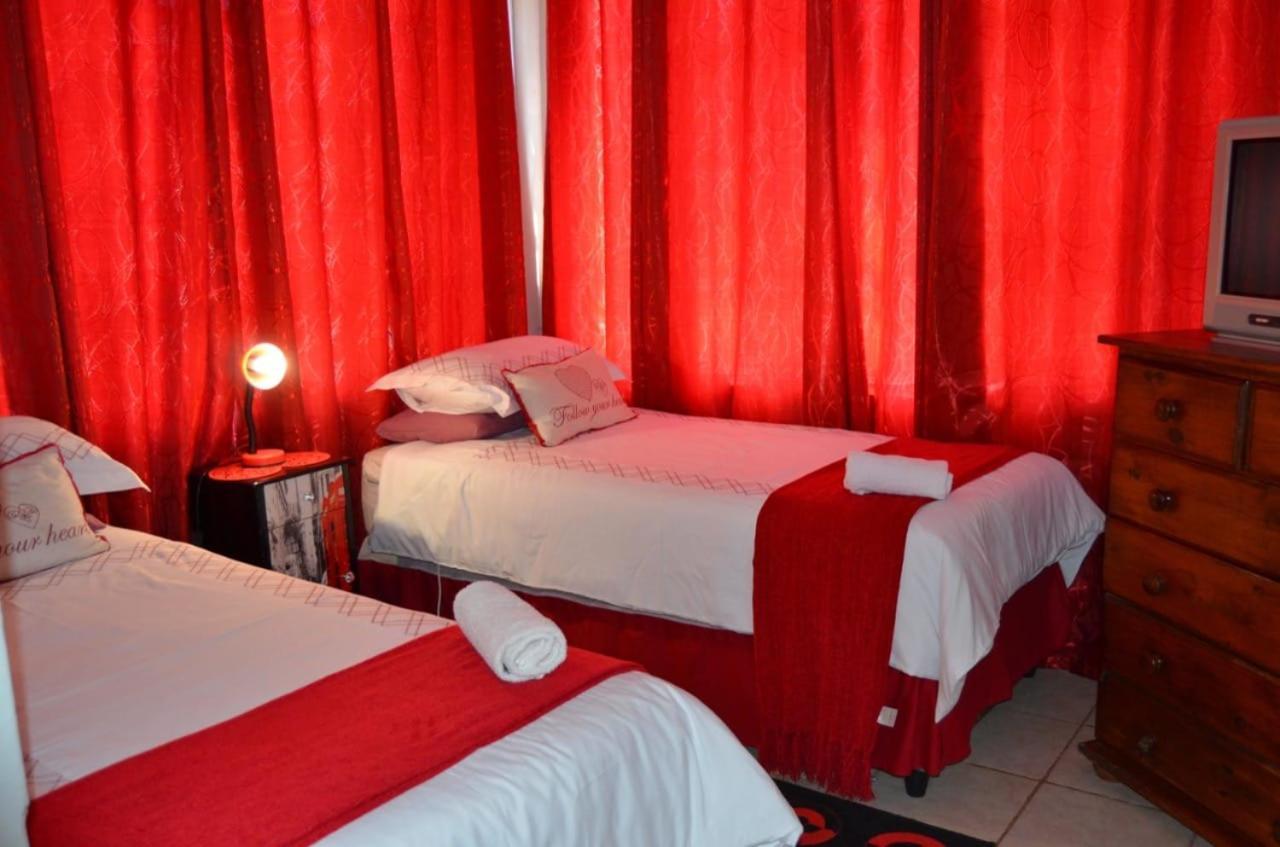 Hotel Sondela Bed&Breakfast Aliwal North Esterno foto